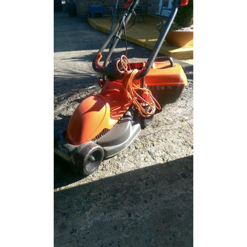 Lawnmower Fly Mo