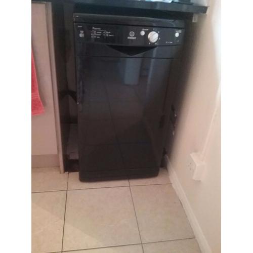 Slimline indesit dishwasher
