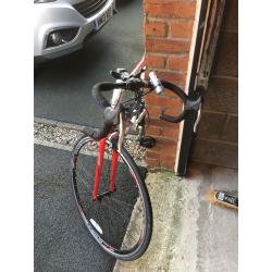 Red and white road bike 21 inch frame