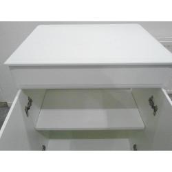 Freestanding white bathroom cabinet