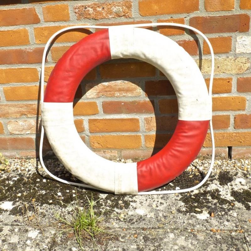 Boat's round lifebelt full size