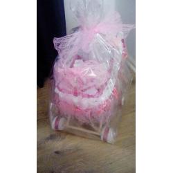 BEAUTIFUL NAPPY PRAM GIFT