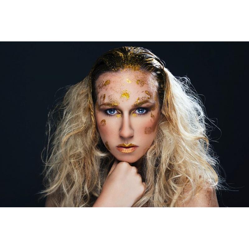 Want to be a model? Any age any size, no experience necessary. Friendly Female Photographer