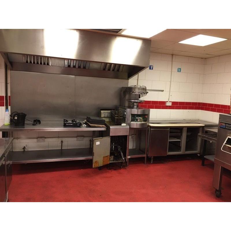 SHOP TO LET IN WASHINGTON FULLY EQUIMPET FOR PIZZA /INDIAN RING 07841423617USE