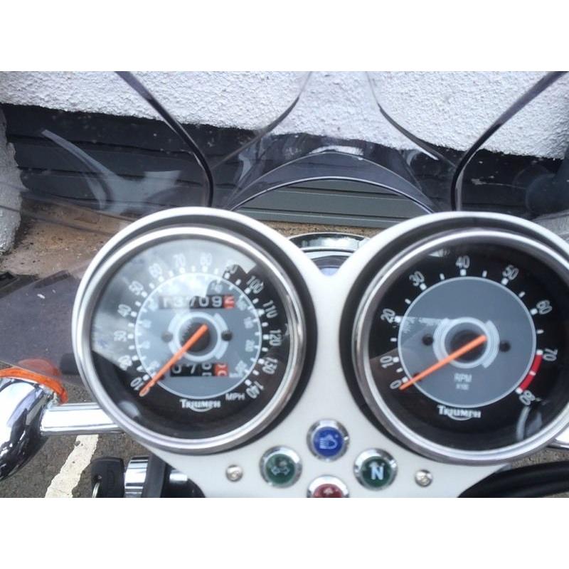 Triumph Bonneville T100 2003