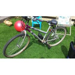 Ladies girls bike excellent tyres
