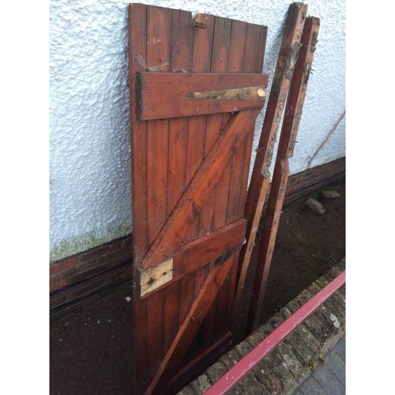 Old gate free to collector wood
