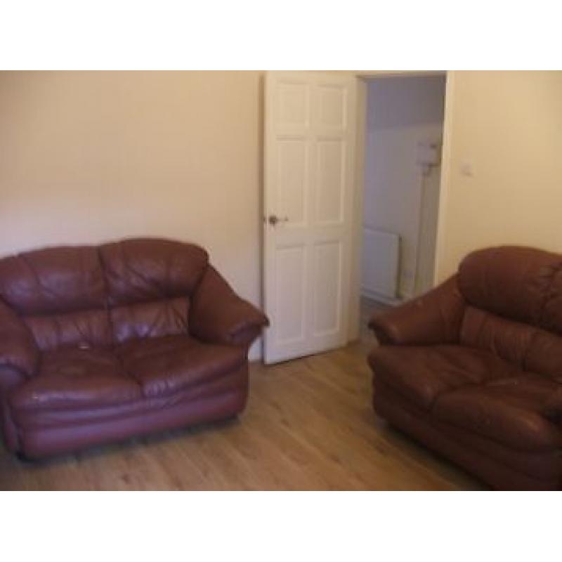 Large Double Room in nice house inclu All bills only 295 per month! Rusholme nr uni/oxford rd /city