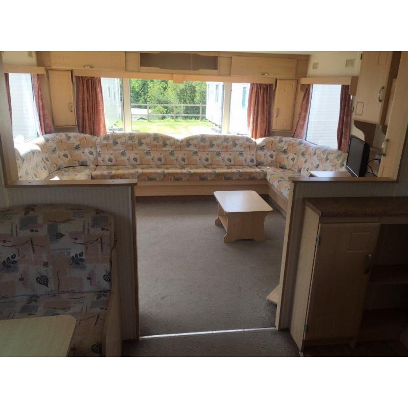 STATIC CARAVAN ISLE OF WIGHT ROOKLEY COUNTRY PARK 12 MONTH SEASON NR THORNESS BAY & LOWER HYDE