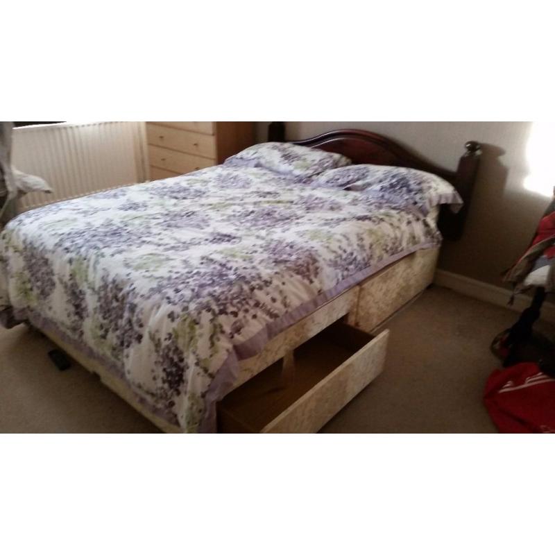 Double Divan Bed with 2 drawers SELL & COLLECT BY SAT 13 AUG