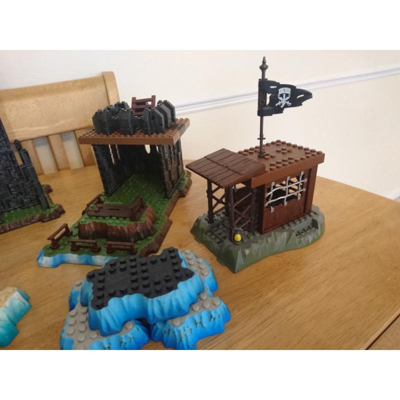 Bundle lot mega bloks castle pieces.