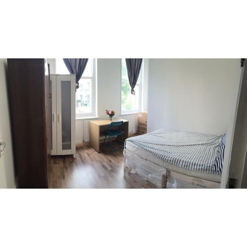 Room to rent zone 2