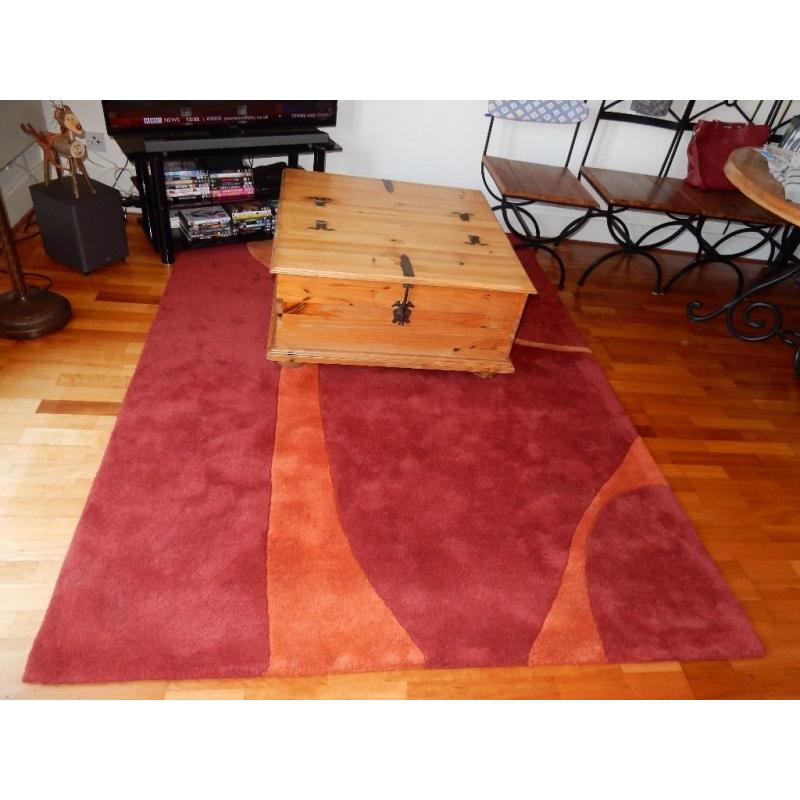 Flat Clearance - leaving UK - TV Sound Bar, Floor Rugs Saucepan set , kettle, toaster and more