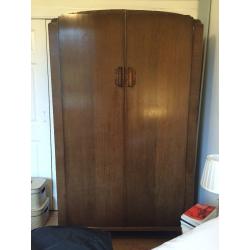URGENT! Beautiful antique wardrobe for sale - Looking for a quick sale
