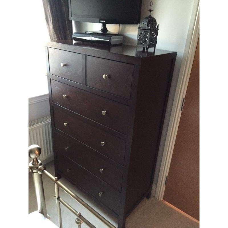 Chest of Drawers & Bedside Cabinet