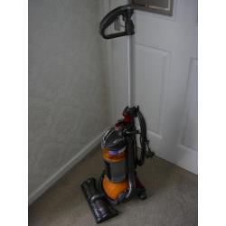 DYSON DC24 excellent, works perfectly. Complete with tool, very clean, quiet. Fully serviced