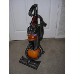 DYSON DC24 excellent, works perfectly. Complete with tool, very clean, quiet. Fully serviced