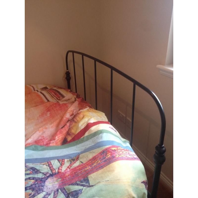 Double bed with mattress, duvet and 2 pillows