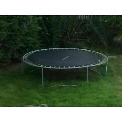 12 ft trampoline