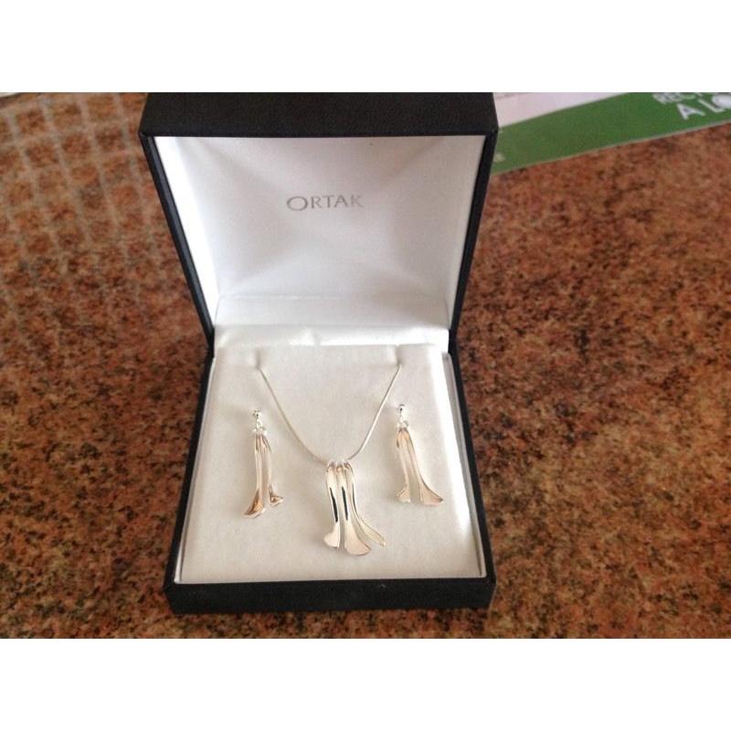 Ortak Silver Earring and Necklace Set
