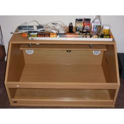 Vivarium/Tortoise table 3ftx2ft with accessories