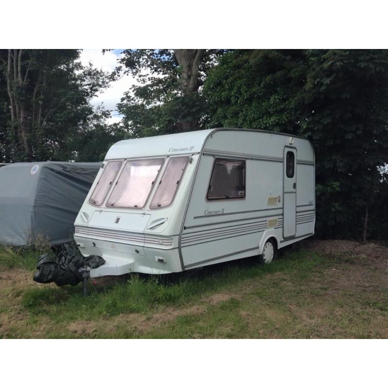 Compass Concours II Good Condition 2 Berth Caravan with Awning