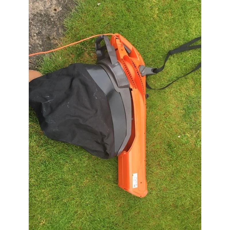 Flymo garden vac