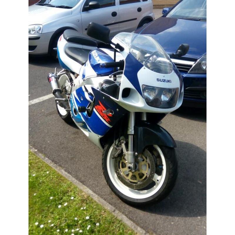 Suzuki gsxr srad 750 not ,r1,CBR,ninja,zx9r,zx6r