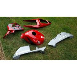 2003 honda cbr600rr fairings tank