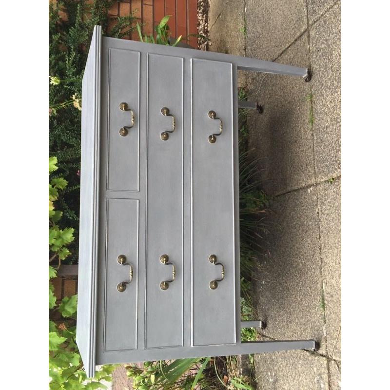 Chest of drawers / sideboard