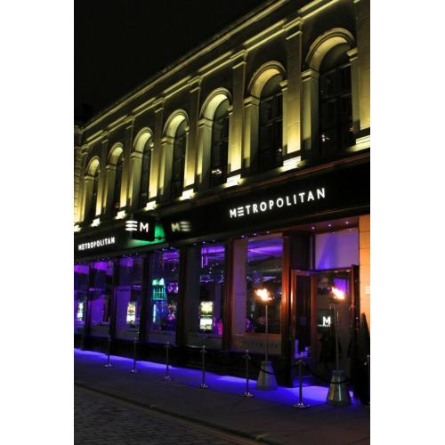 Experienced cocktail bar staff required