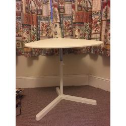 White side table coffee table