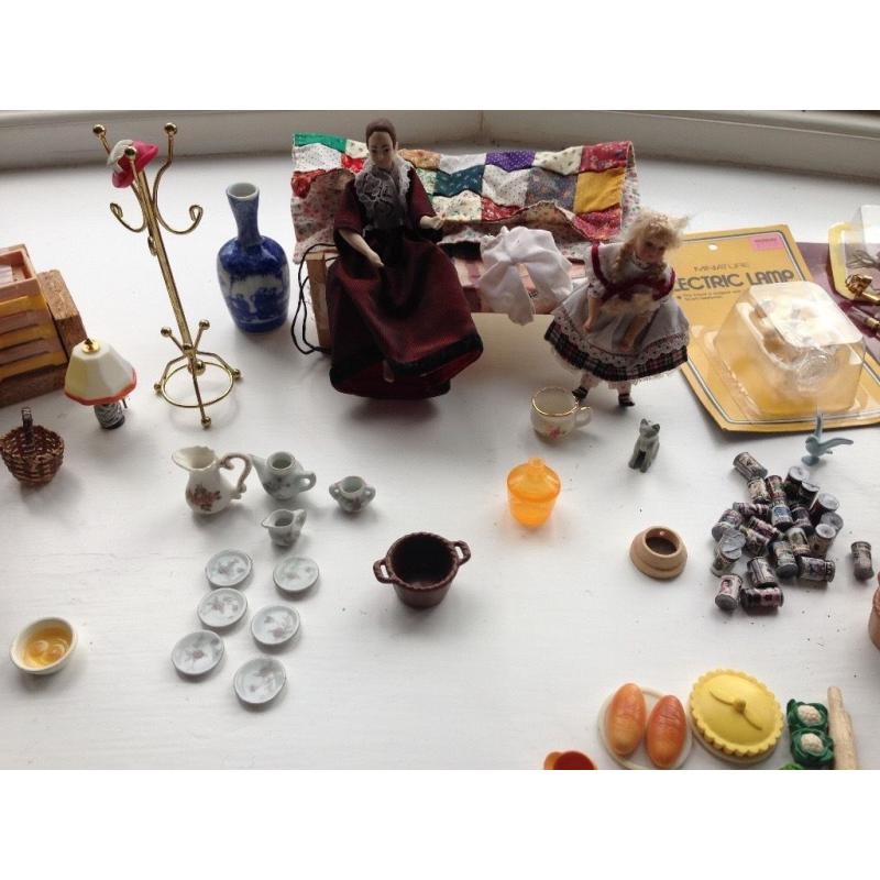 Miscellaneous Dolls House Items - Job Lot or Single Items