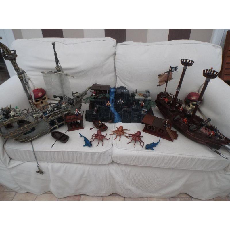 Pirates of the Carribean Play Set with 2 Ships and Island Set