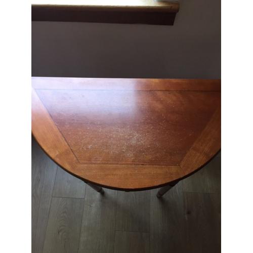 Telephone table