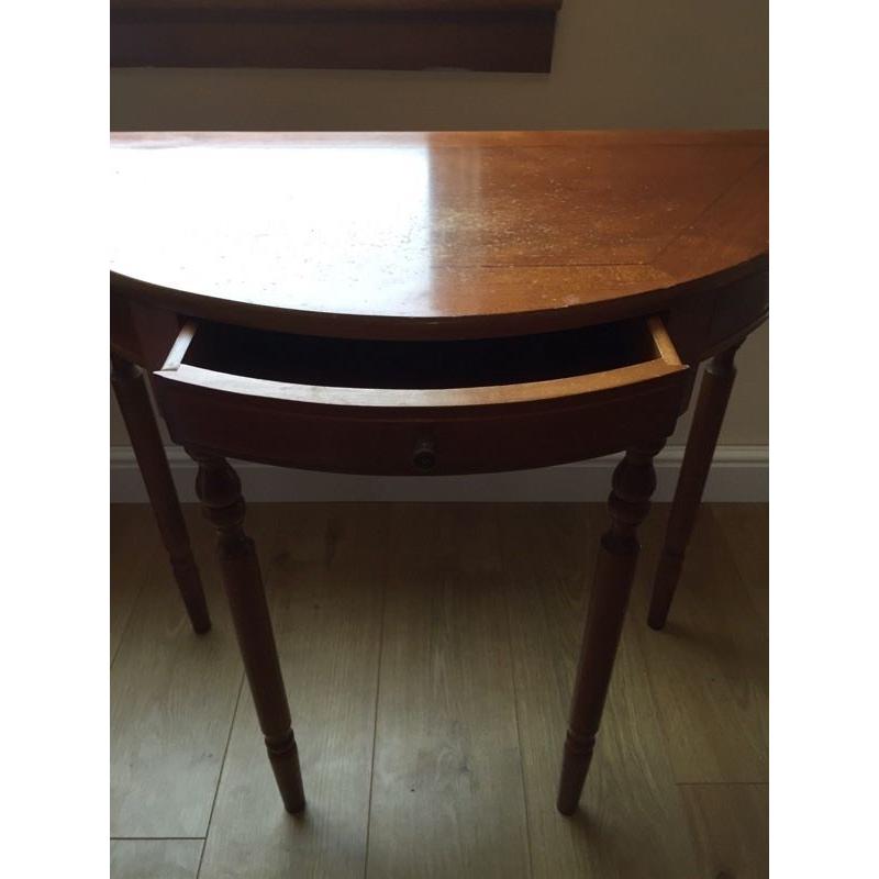 Telephone table
