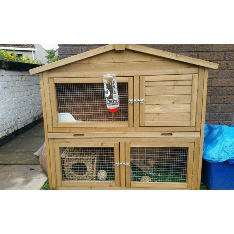 4ft rabbit and hutch and run