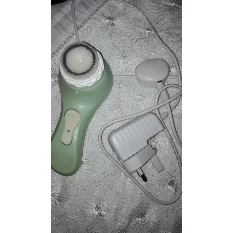 Magnitone lucid facial pulse cleanser