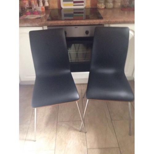 4 dining table chairs
