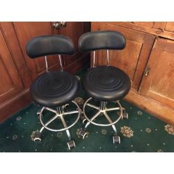 Black Salon Hairdressing Beauty Therapy Gas Lift Chairs X 2