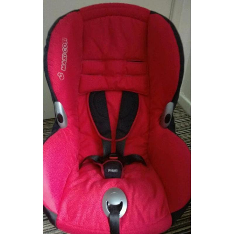 Maxi cost priori car seat.