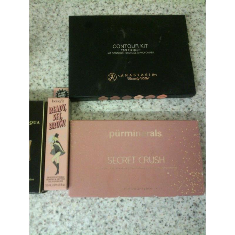 Make up bundle