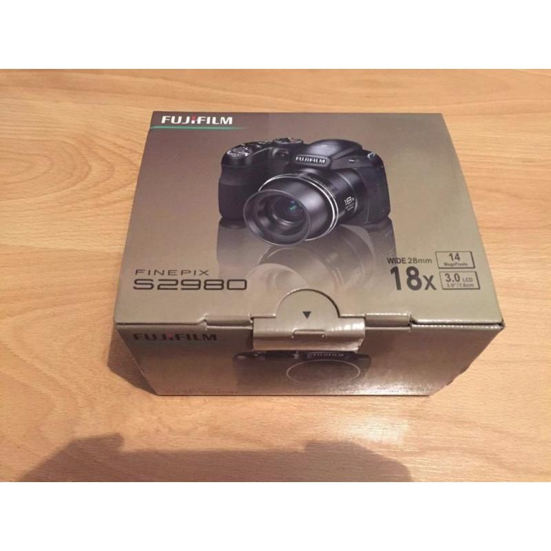 Fujifilm Finepix s2980 *NEVER USED*