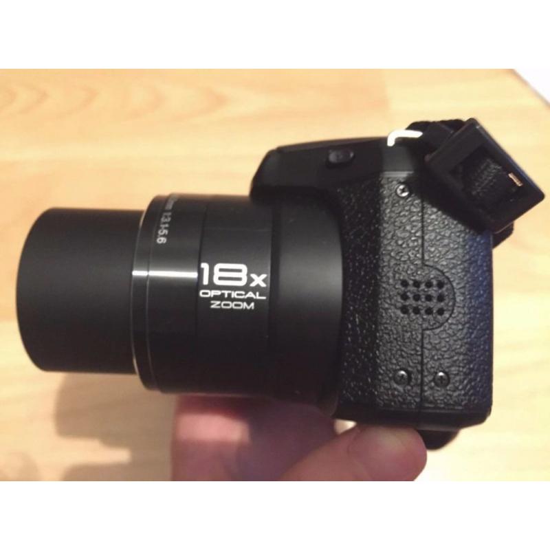 Fujifilm Finepix s2980 *NEVER USED*