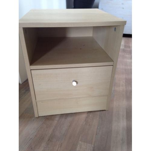 Bed side table