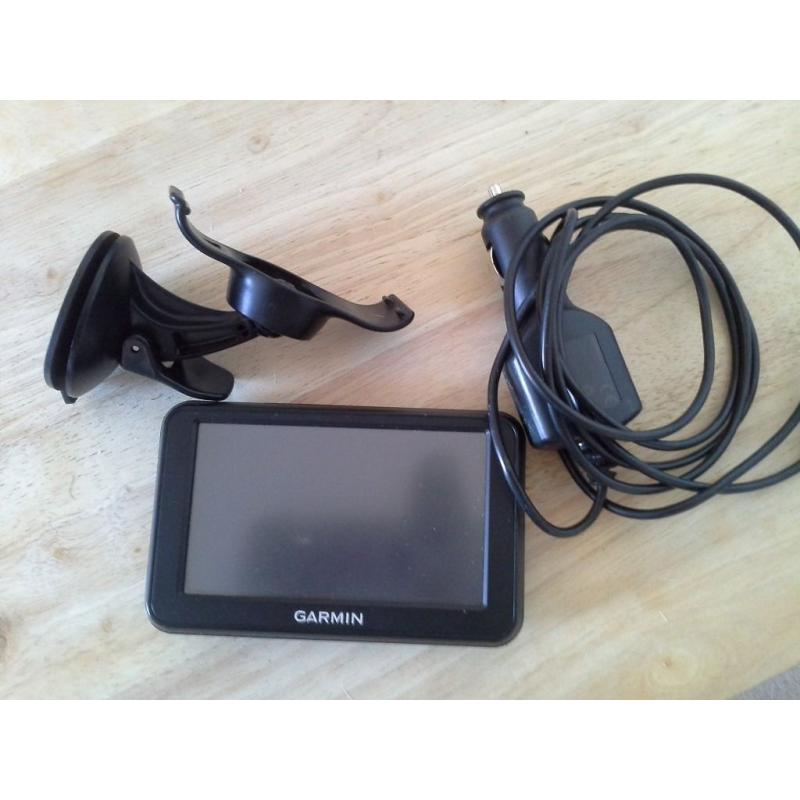 Garmin nuvi40 in good condition