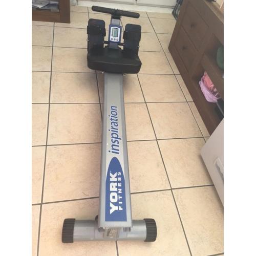 Rowing machinr
