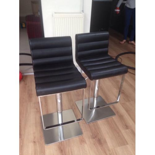 Breakfast bar stools
