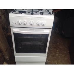 Currys essentials gas cooker