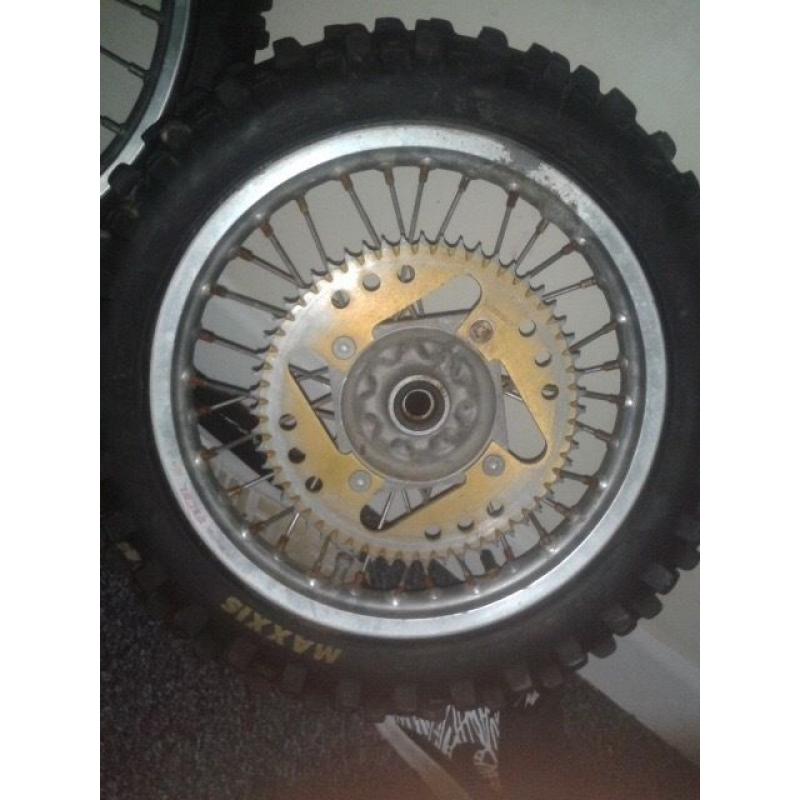 85 DID big wheels took them off my Kx but got told they can go on any 85